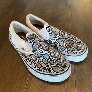 Vans Off The Wall Classic Slip Ons Snake Print Size 7